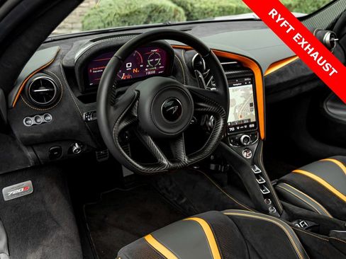 Used 2023 McLaren 720S Performance image 17