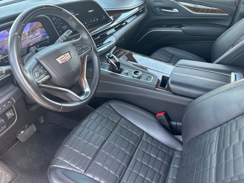 Certified 2024 Cadillac Escalade ESV Premium Luxury Platinum image 10