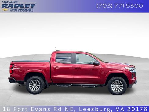 Used 2024 Chevrolet Colorado LT w/ LT Convenience Package III AWD/4WD image 7