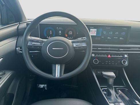 Used 2026 Hyundai Santa Cruz SEL FWD image 18