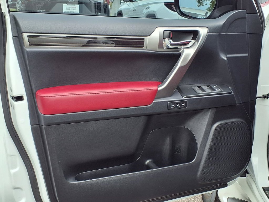 Used 2023 Lexus GX 460 Premium AWD/4WD image 34