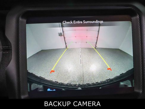 Used 2022 Jeep Wrangler Unlimited Sahara w/ Cold Weather Group image 21