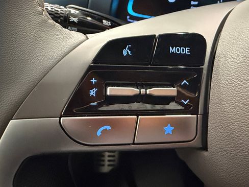 Used 2026 Hyundai Elantra Sport image 17