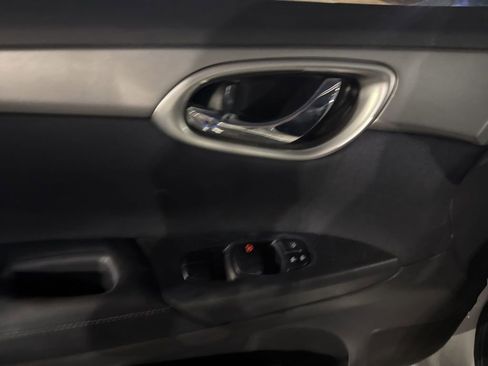 Used 2014 Nissan Sentra SV w/ SV Driver Package image 8