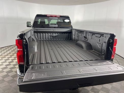New 2026 Chevrolet Silverado 3500 LTZ w/ LTZ Premium Package image 7