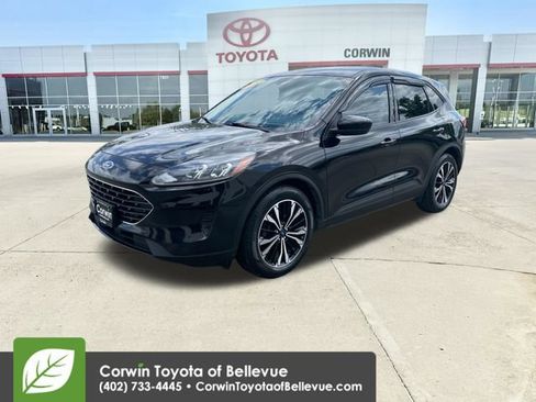 Used 2022 Ford Escape SE w/ SE Sport Appearance Package FWD image 7
