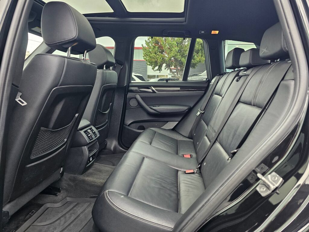 Used 2017 BMW X3 xDrive28i AWD/4WD image 18