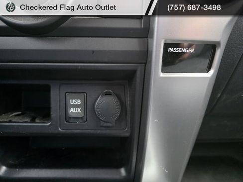 Used 2017 Toyota 4Runner SR5 image 19