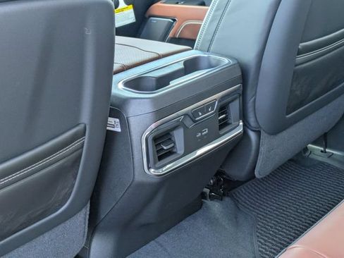 New 2026 GMC Sierra 2500 Denali Ultimate AWD/4WD image 30