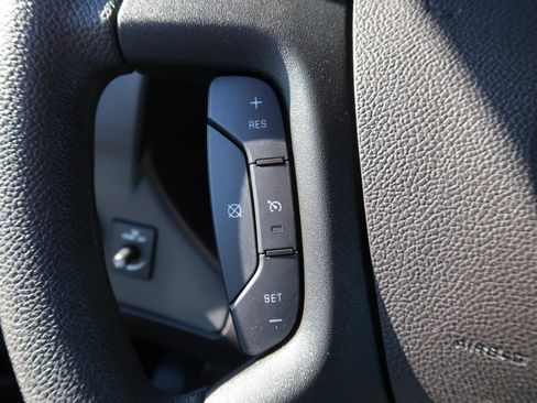 Used 2025 Chevrolet Express 3500 LS image 21