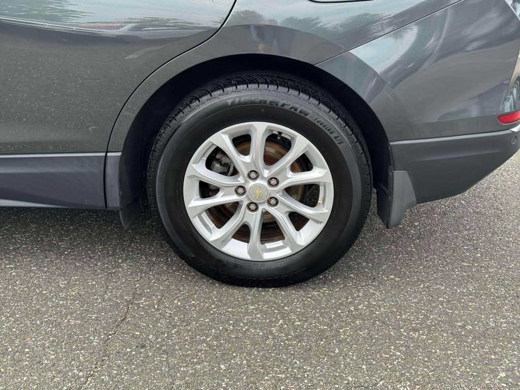 Used 2019 Chevrolet Equinox LT AWD/4WD image 11