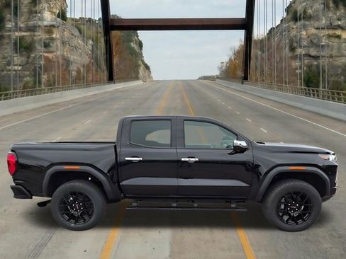New 2026 GMC Canyon Denali w/ LPO, Denali Black Edition AWD/4WD image 13