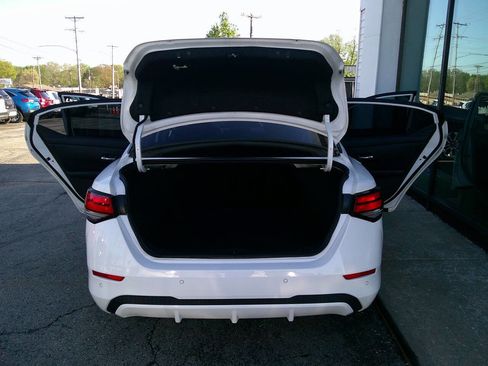 Used 2022 Nissan Sentra S image 7