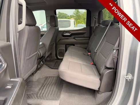 Used 2023 Chevrolet Silverado 1500 LT AWD/4WD image 16