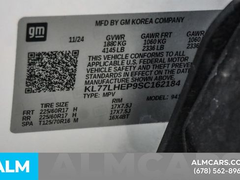 Used 2025 Chevrolet Trax LT FWD image 57