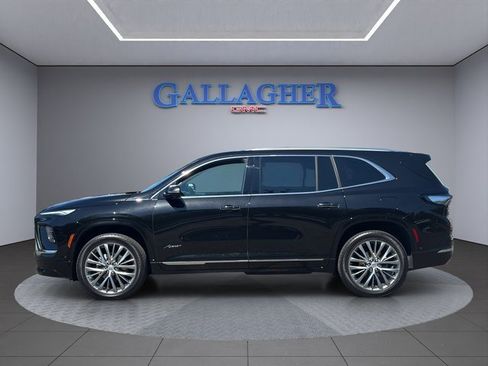 Used 2025 Buick Enclave Avenir w/ Super Cruise Package image 9