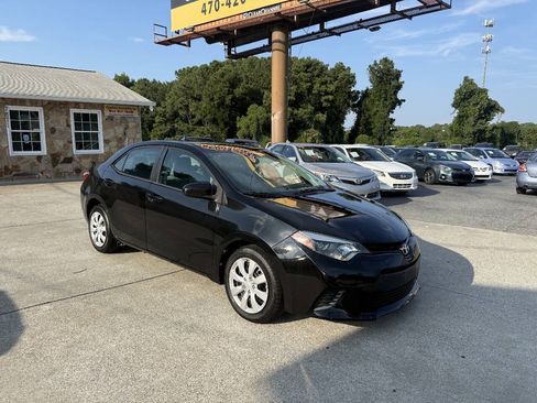 Used 2014 Toyota Corolla LE FWD image 9