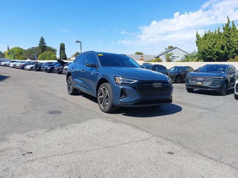 Used 2024 Audi Q8 e-tron Premium Plus w/ Premium Plus Package AWD/4WD image 2