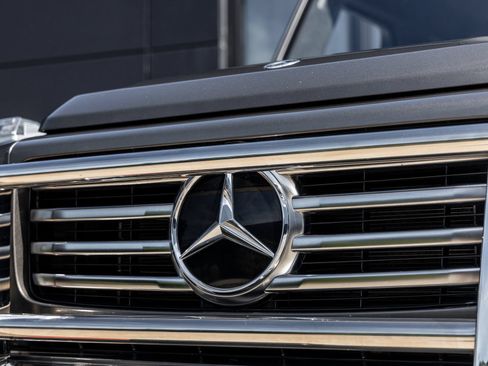 Used 2025 Mercedes-Benz G 550 image 16