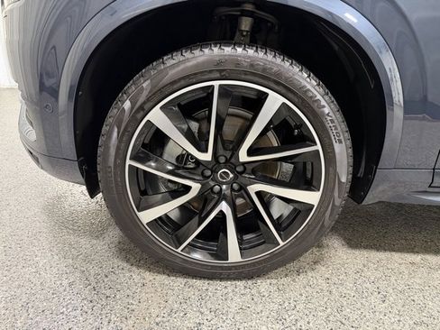 Used 2023 Volvo XC90 B6 Plus w/ Protection Package image 31