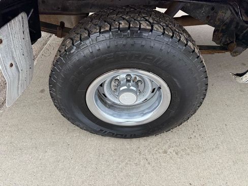 Used 1987 GMC Suburban 4WD image 35