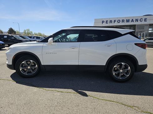 Used 2024 Chevrolet Blazer LT AWD/4WD image 20