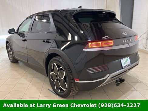 Used 2024 Hyundai Ioniq 5 SE image 3