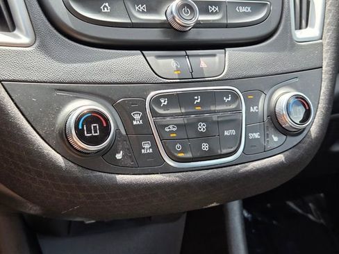 Certified 2025 Chevrolet Malibu LT image 33