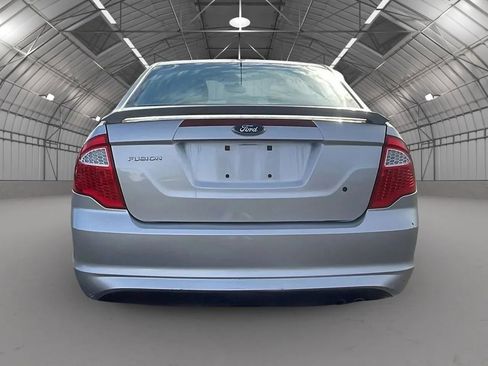 Used 2012 Ford Fusion SE image 4