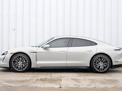 Used 2023 Porsche Taycan w/ Premium Package image 9