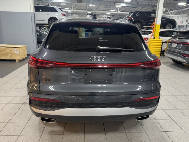 Used 2025 Audi Q5 Premium w/ Convenience Package AWD/4WD image 6