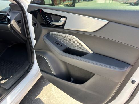Used 2022 Acura MDX FWD image 11