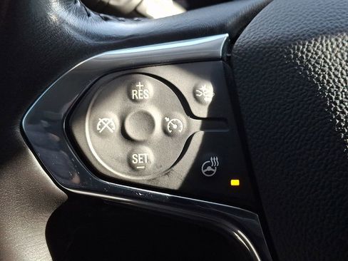 Used 2020 Chevrolet Traverse RS image 25