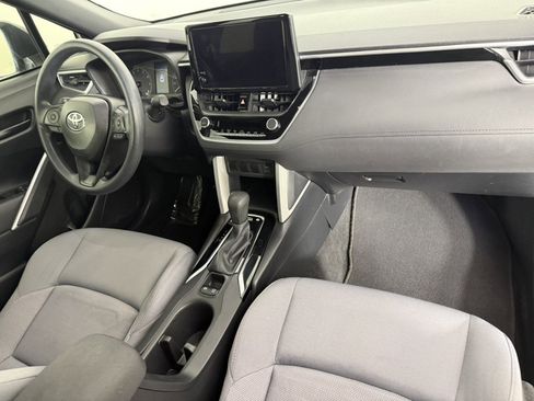 Used 2024 Toyota Corolla Cross AWD Hybrid image 11