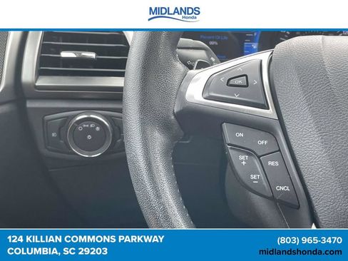 Used 2017 Ford Fusion SE w/ Equipment Group 201A FWD image 21
