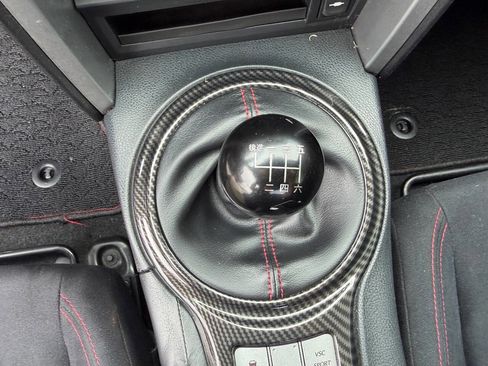 Used 2014 Scion FR-S image 27