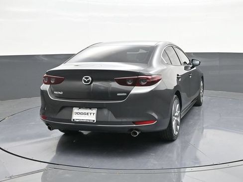 Used 2019 MAZDA MAZDA3 Sedan FWD image 11