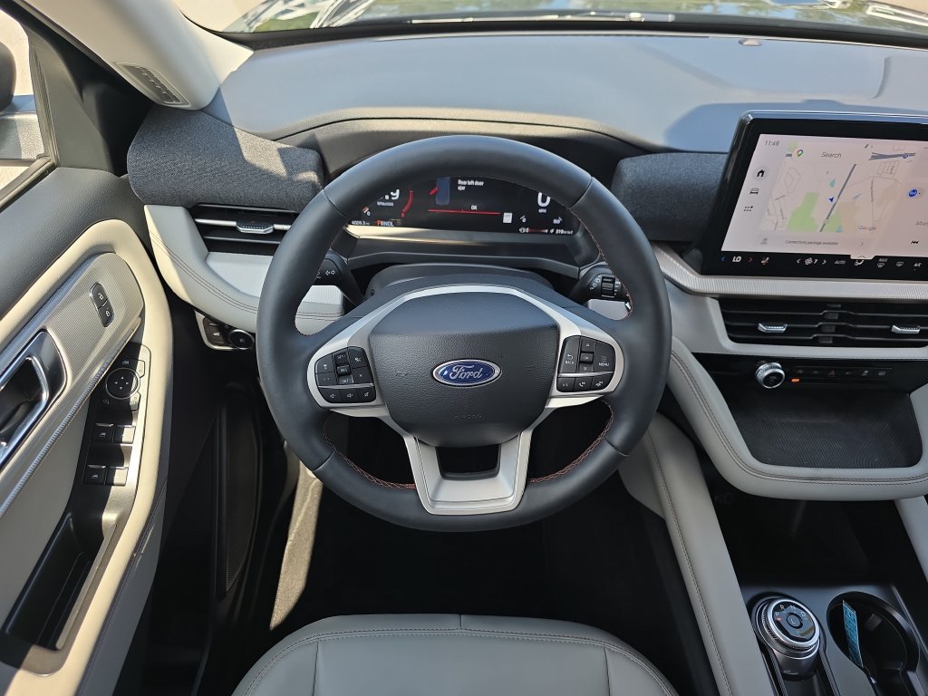 New 2026 Ford Explorer Active w/ Active Comfort Package RWD image 15