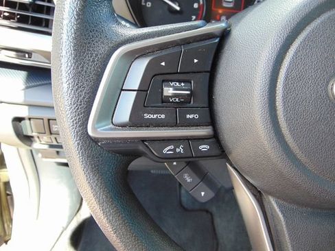 Used 2021 Subaru Forester AWD/4WD image 18