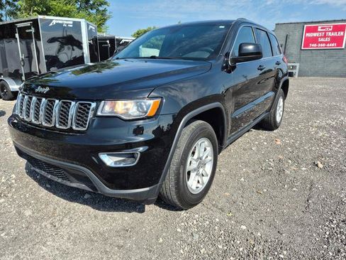 Used 2020 Jeep Grand Cherokee Laredo AWD/4WD image 2
