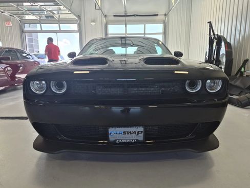 Used 2022 Dodge Challenger SRT Hellcat w/ Plus Package RWD image 7