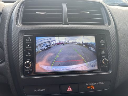 Used 2023 Mitsubishi Outlander Sport ES image 31