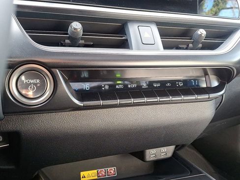 Used 2023 Lexus UX 250h AWD w/ Accessory Package (Z2) image 17