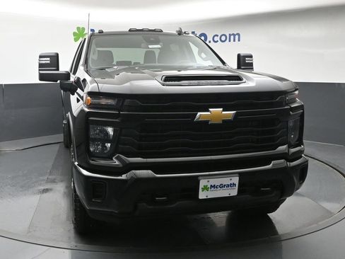 New 2026 Chevrolet Silverado 2500 Custom w/ Custom Value Package AWD/4WD image 4