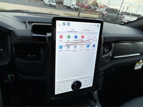 New 2023 Ford F150 Lightning Lariat image 48