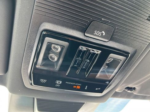 New 2026 Volkswagen Tiguan SEL R-Line image 42