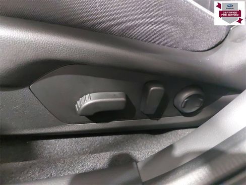 Certified 2025 Subaru Crosstrek 2.0i Premium image 30