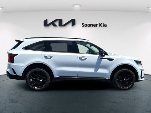 Used 2023 Kia Sorento SX AWD/4WD image 7