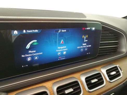 Used 2022 Mercedes-Benz GLS 450 4MATIC image 26