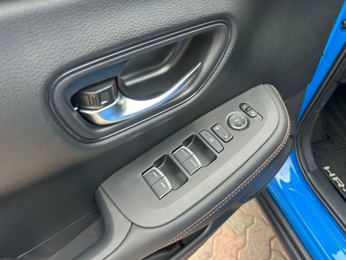 New 2026 Honda HR-V Sport image 9